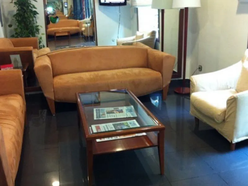** Hotel Htop Bcn City #Htopenjoy Barcellona Spagna