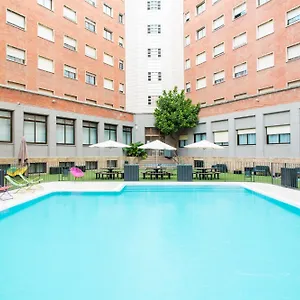 Апартаменты Residencia Universitaria Resa Diagonal