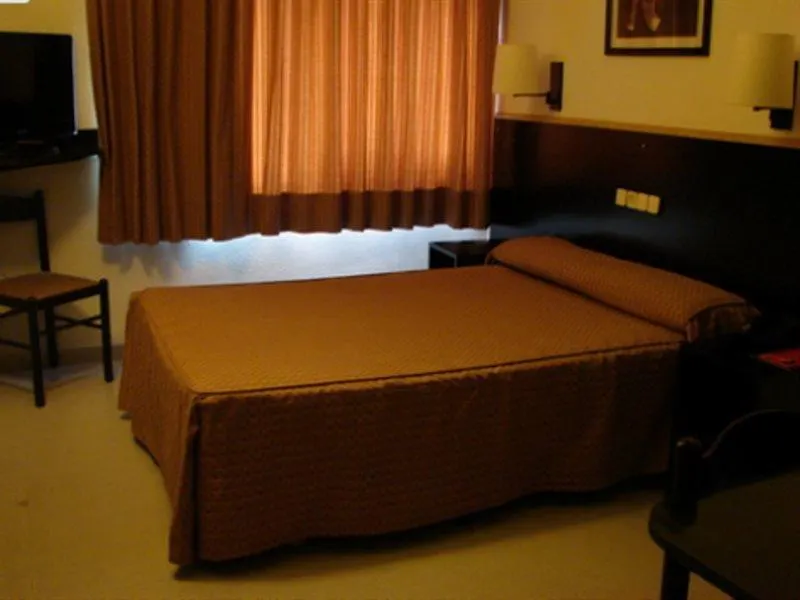 Otel Htop Bcn City #Htopenjoy Barselona