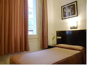 ** Otel Htop Bcn City #Htopenjoy Barselona İspanya